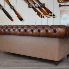 Canapé Chesterfield WINDSOR 3 places - 2 coussins - cuir et tissu